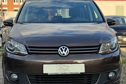 VW Touran 165.000 km 7.299 € Frankfurt am Main 60386