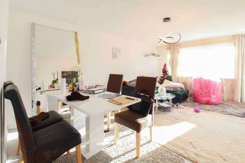 Wohnung zum Kaufen in Waiblingen 220.000 € 57.16 m²