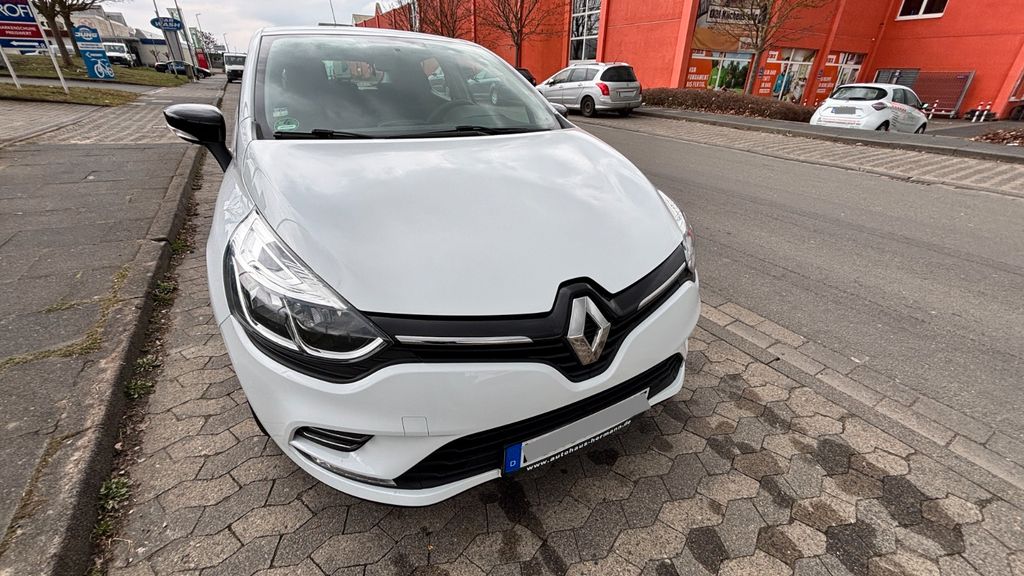 Renault Clio 63.860 km 7.899 &euro; Bovenden 37120