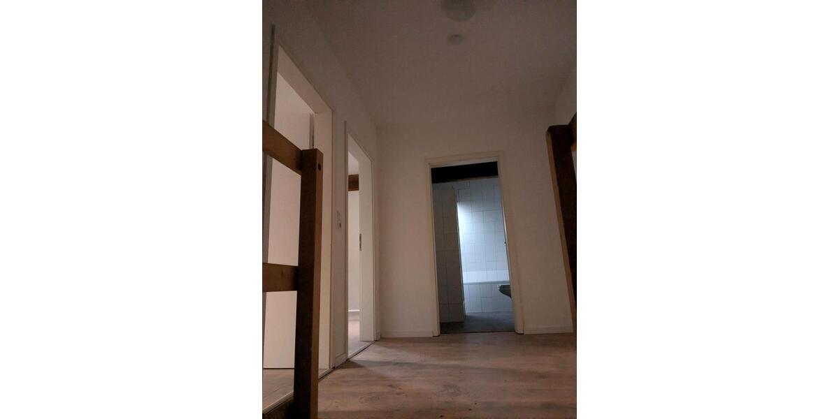 Etagenwohnung Edewecht - 2 Zimmer, 70 m&sup2;, 650&euro; | Angebot:25413069