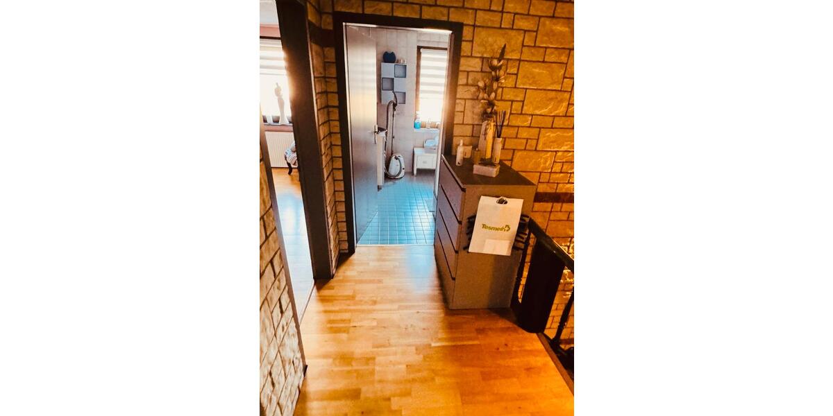 Hochparterre Solingen Ohligs - 5 Zimmer, 111 m&sup2;, 1.165&euro; | Angebot:25809202