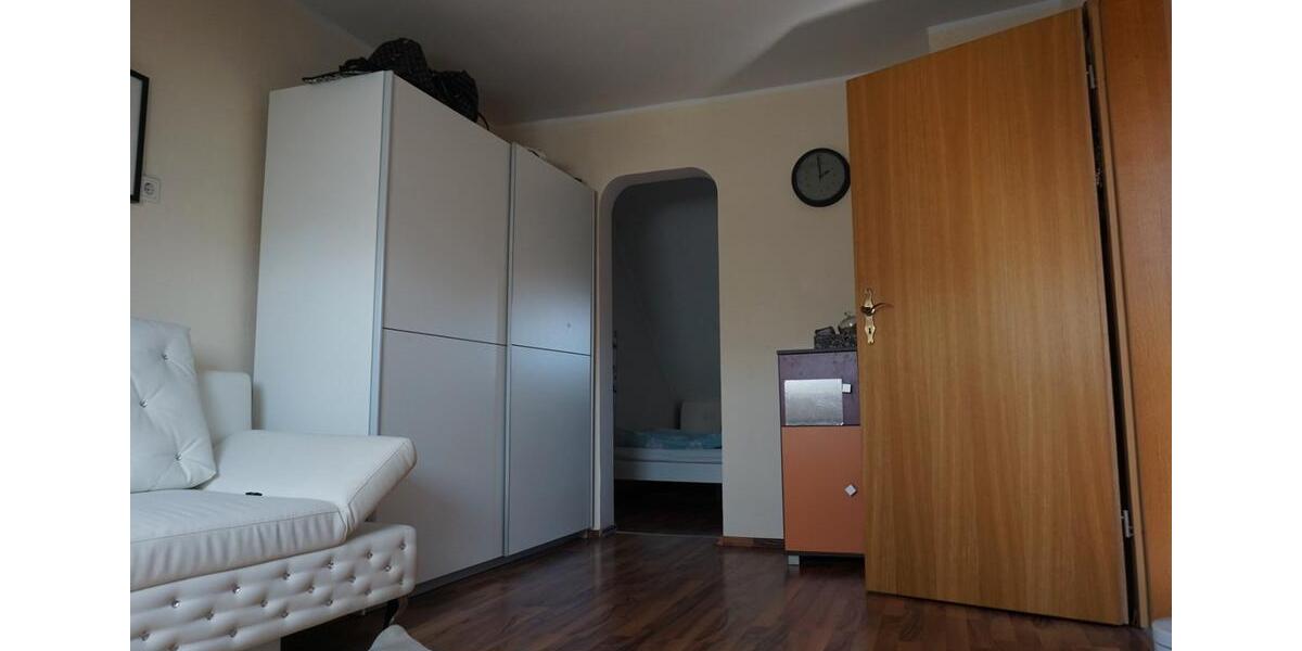 Reihenhaus Ludwigshafen am Rhein Ludwigshafen-Hemshof - 5 Zimmer, 110 m&sup2;, 1.320&euro; | Angebot:26152919