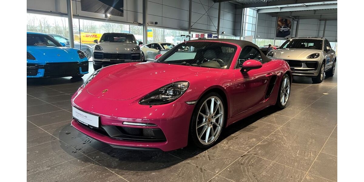 Porsche Boxster 16.230 km 96.900 &euro; Bielefeld 33719