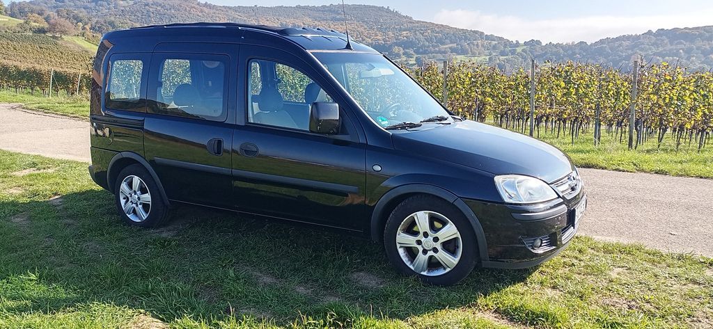 Opel Combo 189.000 km 3.100 € Schallstadt 79227
