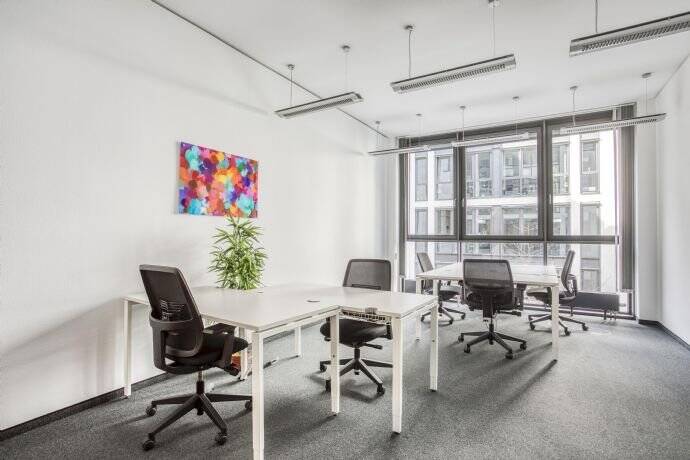 Privater Büroraum ganz auf Ihre individuellen Unternehmensbedürfnisse angepasst 8 sqm in Regus Altmarkt
