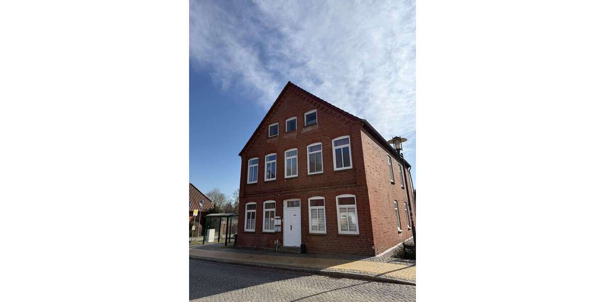 Einfamilienhaus Schönberg - 12 Zimmer, 260 m&sup2;, 470.000&euro; | Angebot:25175939