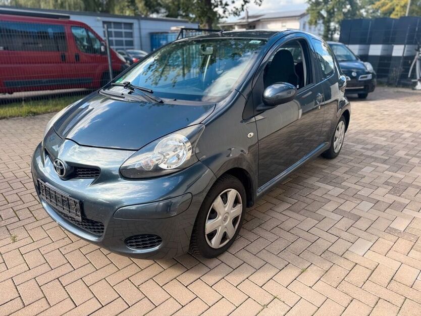 Aygo (X)