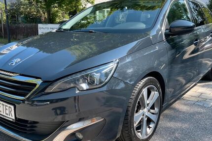 Peugeot 308 95.000 km 12.700 &euro; Riemerling 85521