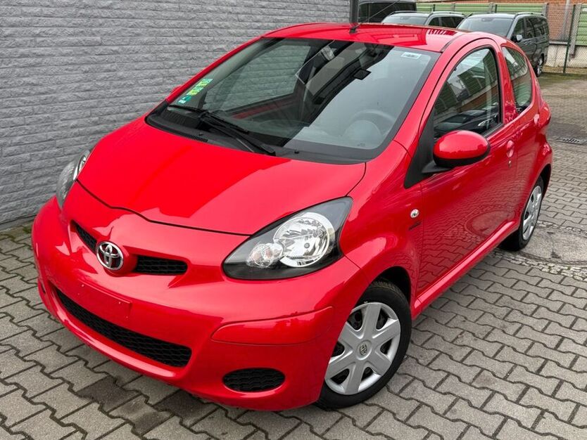 Aygo (X)
