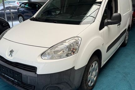 Peugeot Partner 262.566 km 3.999 &euro; Freudenberg 57258