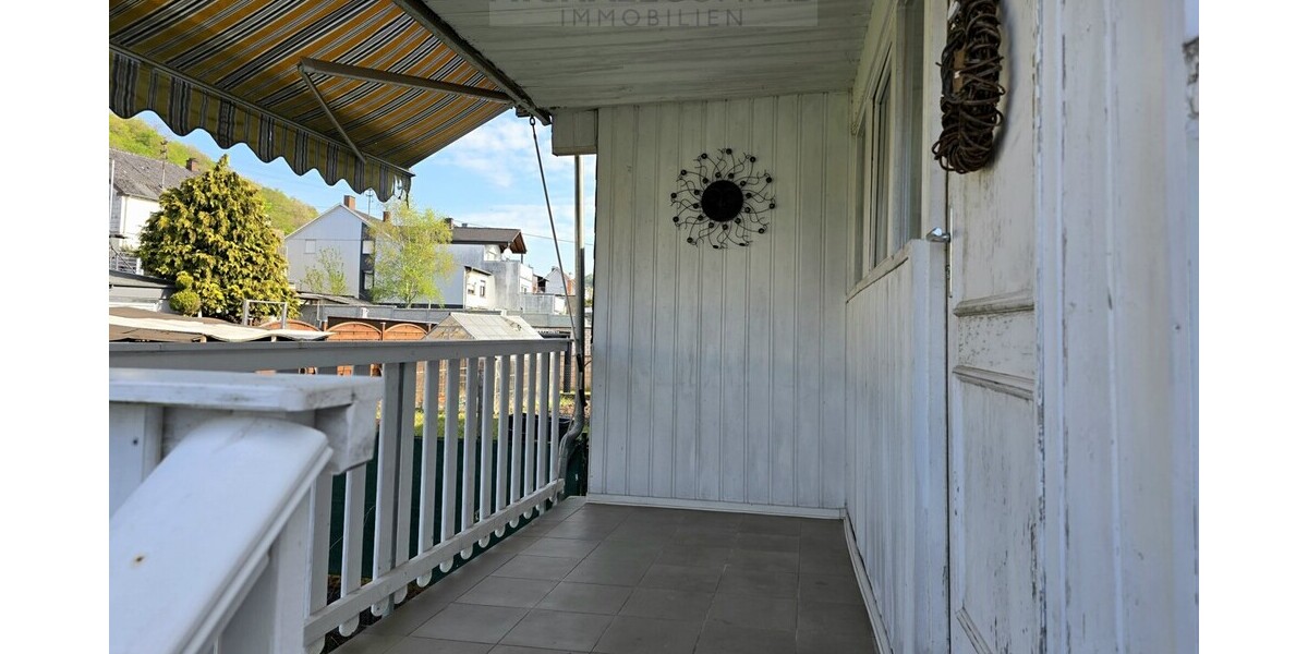 Gepflegtes Einfamilienhaus im Zentrum von Schmelz zum Kauf - Reihenendhaus Schmelz / Außen Außen | Angebot:27010418