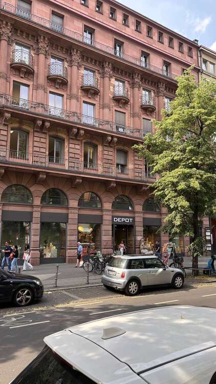 Wohnung zum Mieten in Frankfurt am Main 2.100 € 92 m²