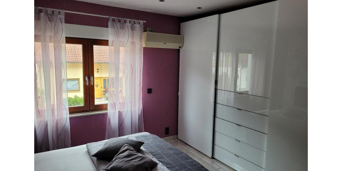 Einfamilienhaus mit Einliegerwohnung 4 zimmer