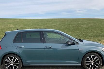 VW Golf 129.000 km 12.720 &euro; Waldershof 95679