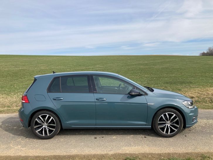 VW Golf 130.000 km 12.299 &euro; Waldershof 95679