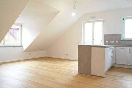 Wohnung München Perlach - 3 Zimmer, 94 m&sup2;, 2.200&euro; | Angebot:26694244