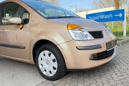 Renault Modus 82.000 km 3.950 &euro; Ludwigshafen am Rhein 67071