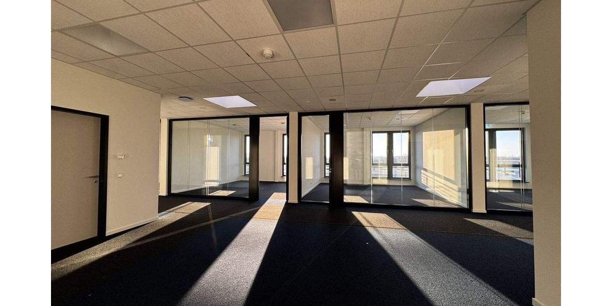 Gewerbeobjekt Buchholz in der Nordheide Steinbeck - 8 Zimmer, 548 m&sup2;, 8.220&euro; | Angebot:24608199