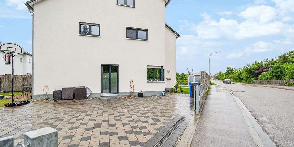Haus zum Kaufen in Ingolstadt 649.000 € 122 m² 5 zimmer
