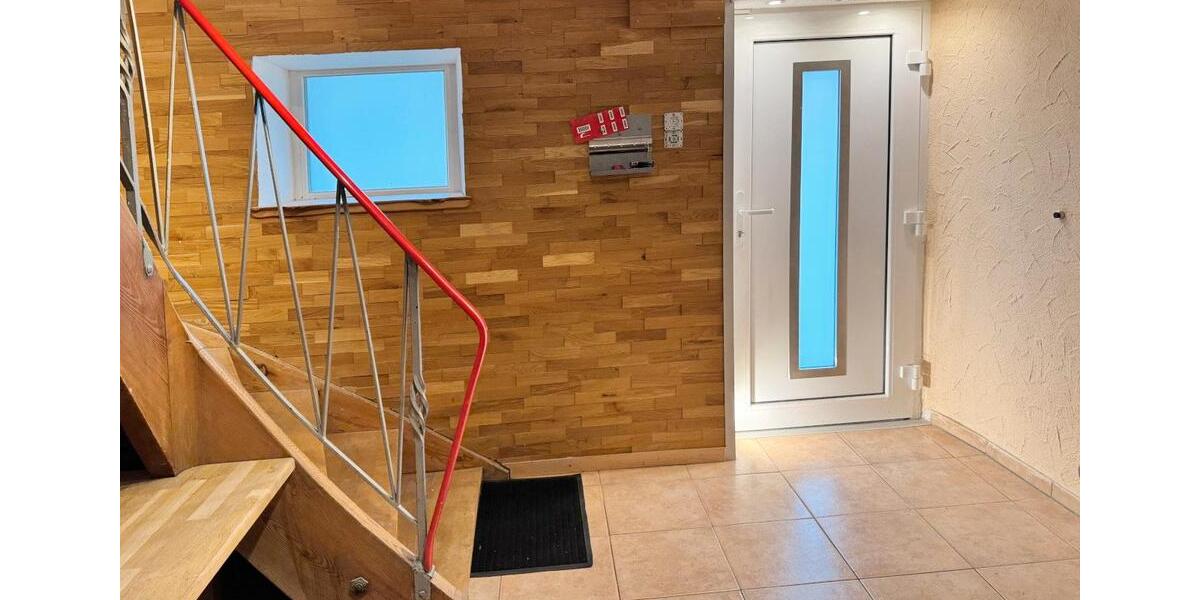 Doppelhaushälfte Bretzfeld - 6 Zimmer, 108 m&sup2;, 1.440&euro; | Angebot:26568343
