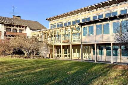 Haus zum Kaufen in Stephanskirchen 1.390.000 € 622 m² 7 zimmer