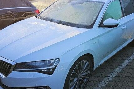 Skoda Superb 125.011 km 30.750 &euro; Lauterbach 36341