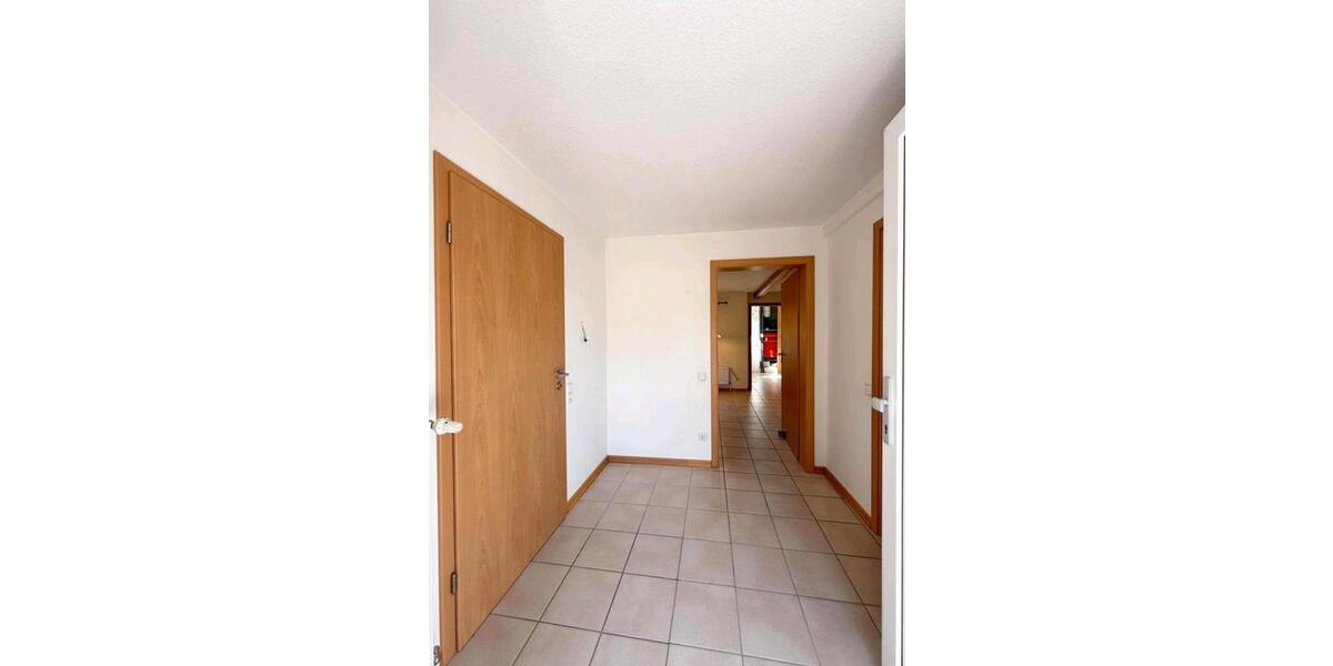 Einfamilienhaus Böklund - 4 Zimmer, 98 m&sup2;, 1.100&euro; | Angebot:24637316