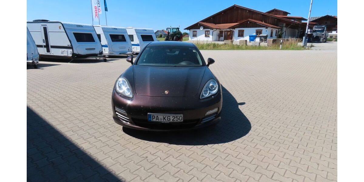 Porsche Panamera 153.500 km 19.900 € Neukirchen v. W. 94154