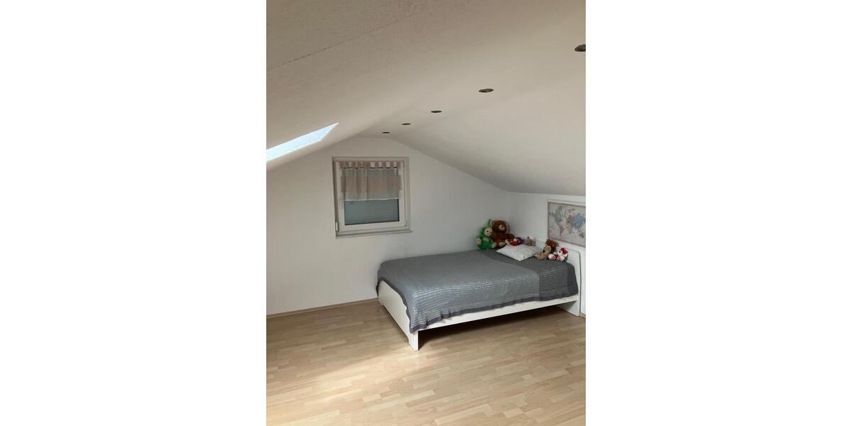 Reihenhaus Memmingen - 4 Zimmer, 130 m&sup2;, 410.000&euro; | Angebot:26192305