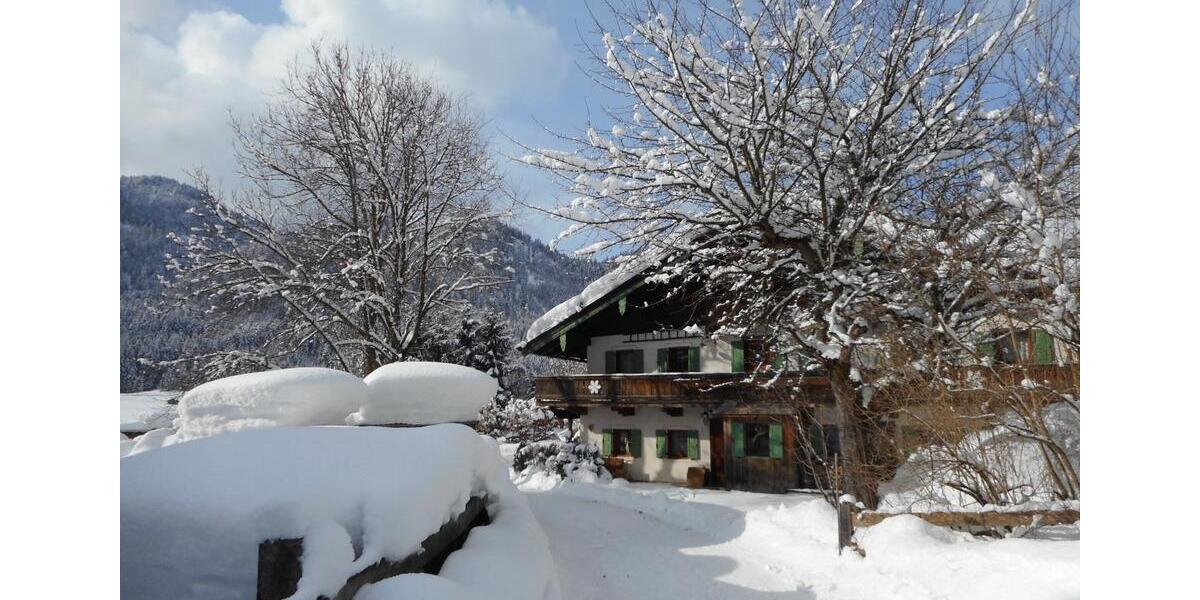 Bauernhaus, Landhaus Neumarkt in der Oberpfalz Altenhof - 7 Zimmer, 260 m&sup2;, 1.150.000&euro; | Angebot:26789212
