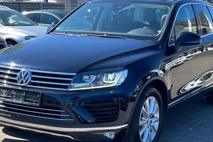 VW Touareg 197.000 km 14.899 € Erlenbach/Main 63906
