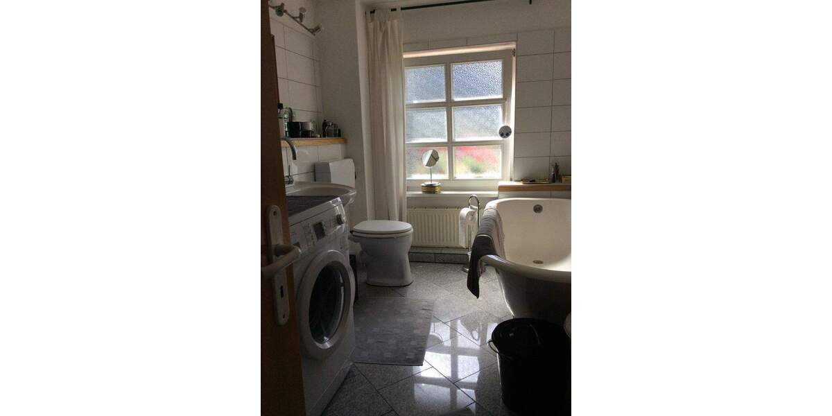 Einfamilienhaus Penzlin Mallin - 9 Zimmer, 500 m&sup2;, 560.000&euro; | Angebot:25755251