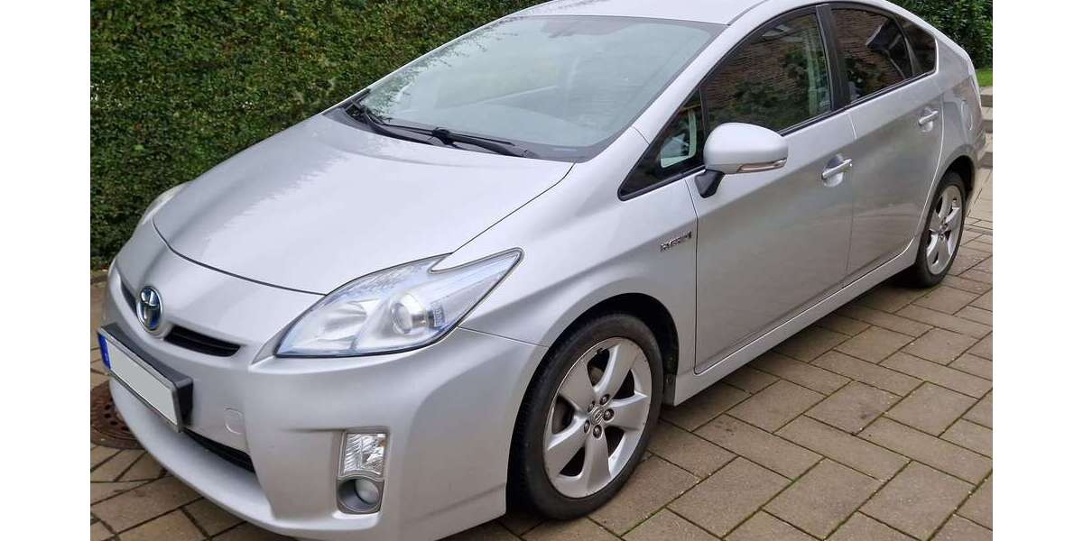 Toyota Prius 184.500 km 8.000 € Sülfeld 23867