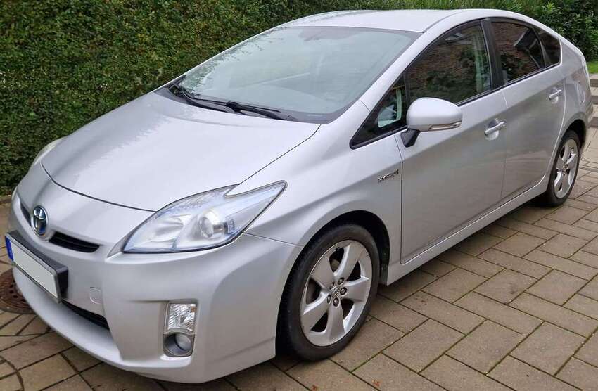 Toyota Prius 184.500 km 8.000 € Sülfeld 23867