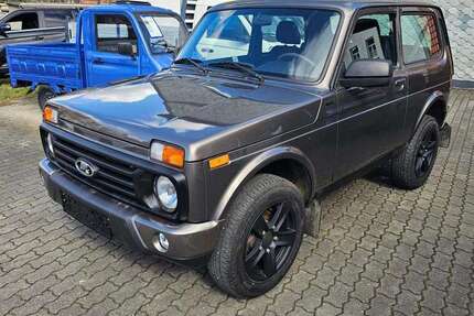 Lada Niva 49.750 km 16.745 &euro; Halberstadt 38820
