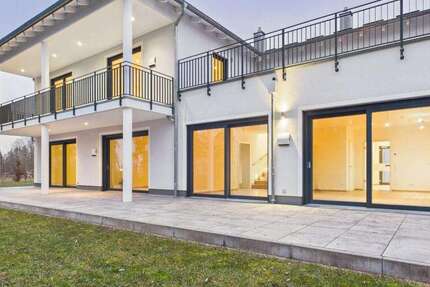 Haus Moosinning - 8 Zimmer, 315 m&sup2;, 3.900&euro; | Angebot:24991530