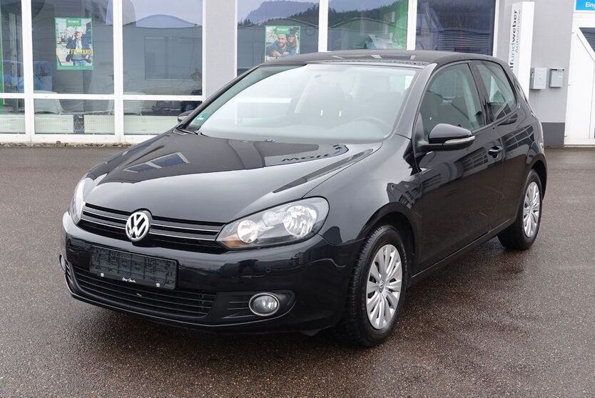 VW Golf 96.255 km 9.499 € Essingen 73457