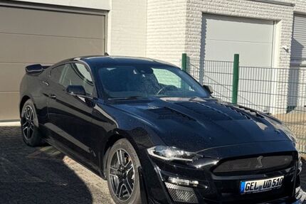 Ford Mustang 58.000 km 31.600 &euro; Kevelaer 47623