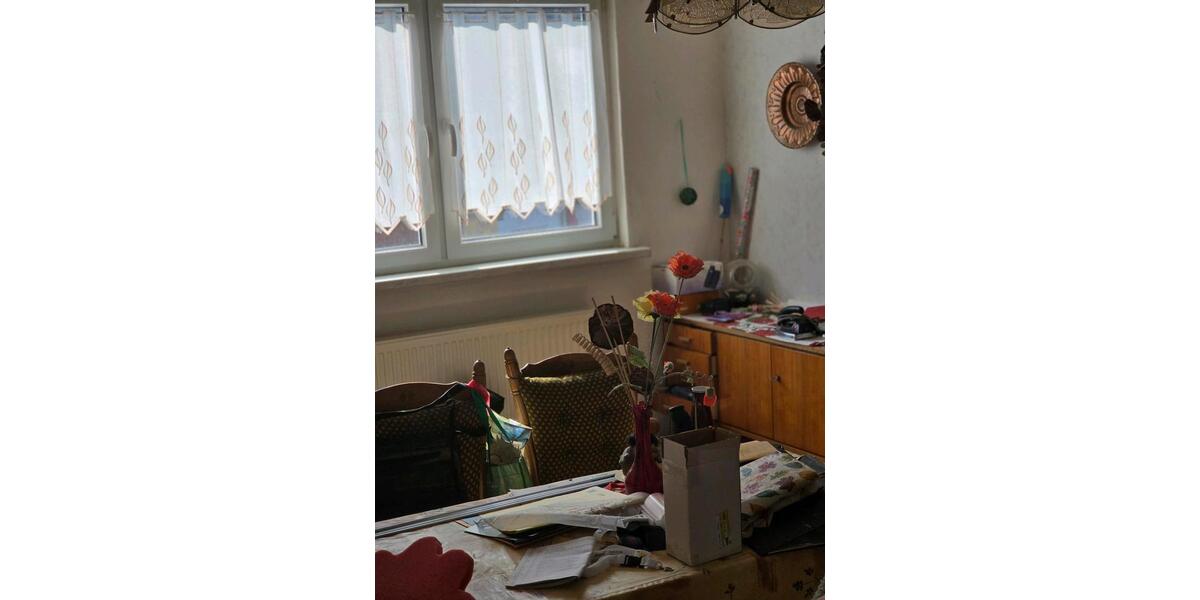 Einfamilienhaus Schleusingen - 6 Zimmer, 110 m&sup2;, 65.000&euro; | Angebot:25806628