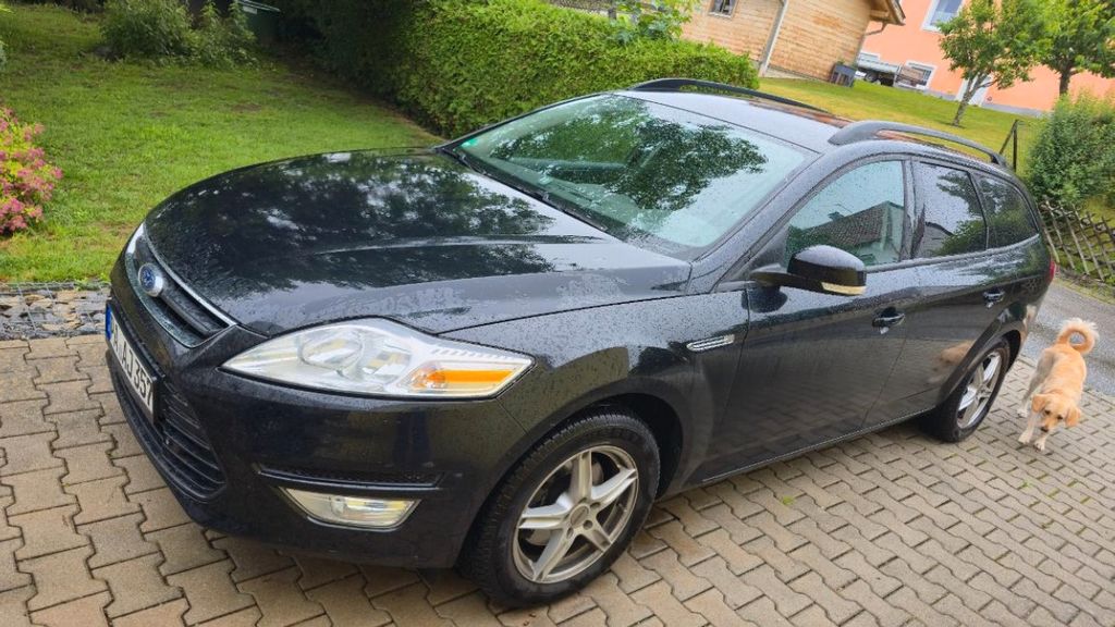 Ford Mondeo 155.000 km 3.200 &euro; Tittling 94104