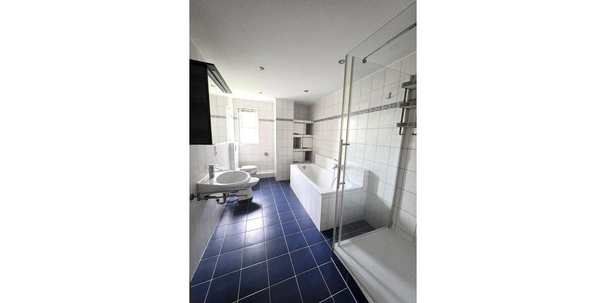 Maisonettenwohnung Swisttal - 3 Zimmer, 150 m&sup2;, 1.200&euro; | Angebot:25751670