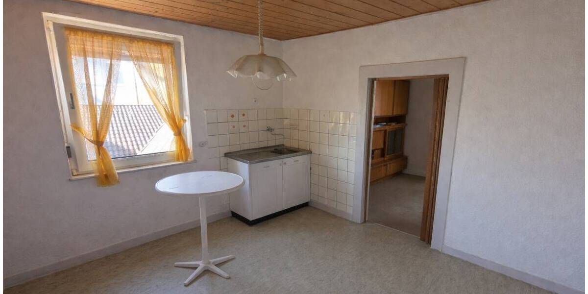 Einfamilienhaus Arnsberg Wennigloh - 7 Zimmer, 180 m&sup2;, 190.000&euro; | Angebot:26733402