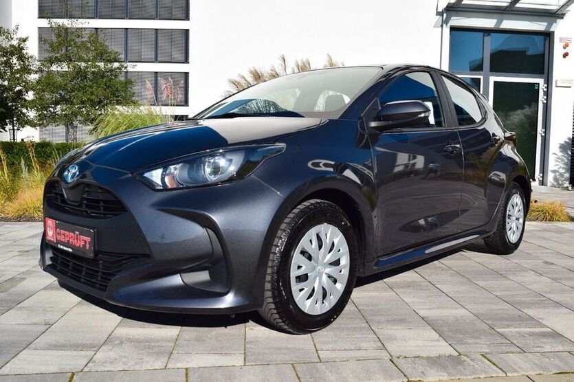 Yaris