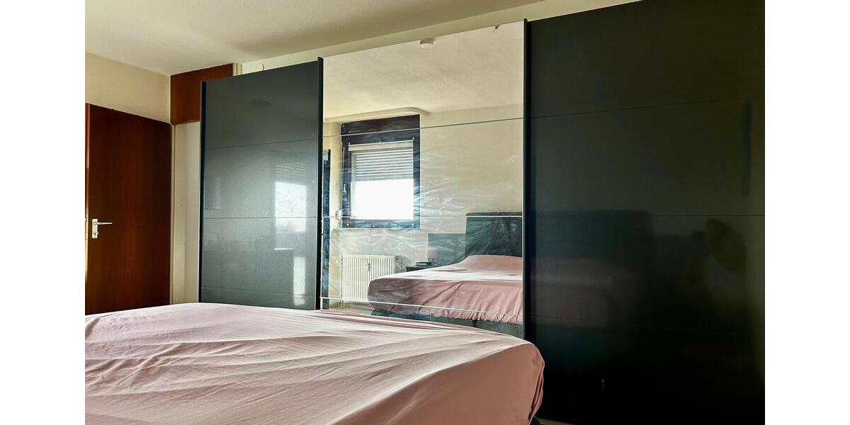 Etagenwohnung Ludwigshafen am Rhein - 4 Zimmer, 100 m&sup2;, 1.250&euro; | Angebot:26638280
