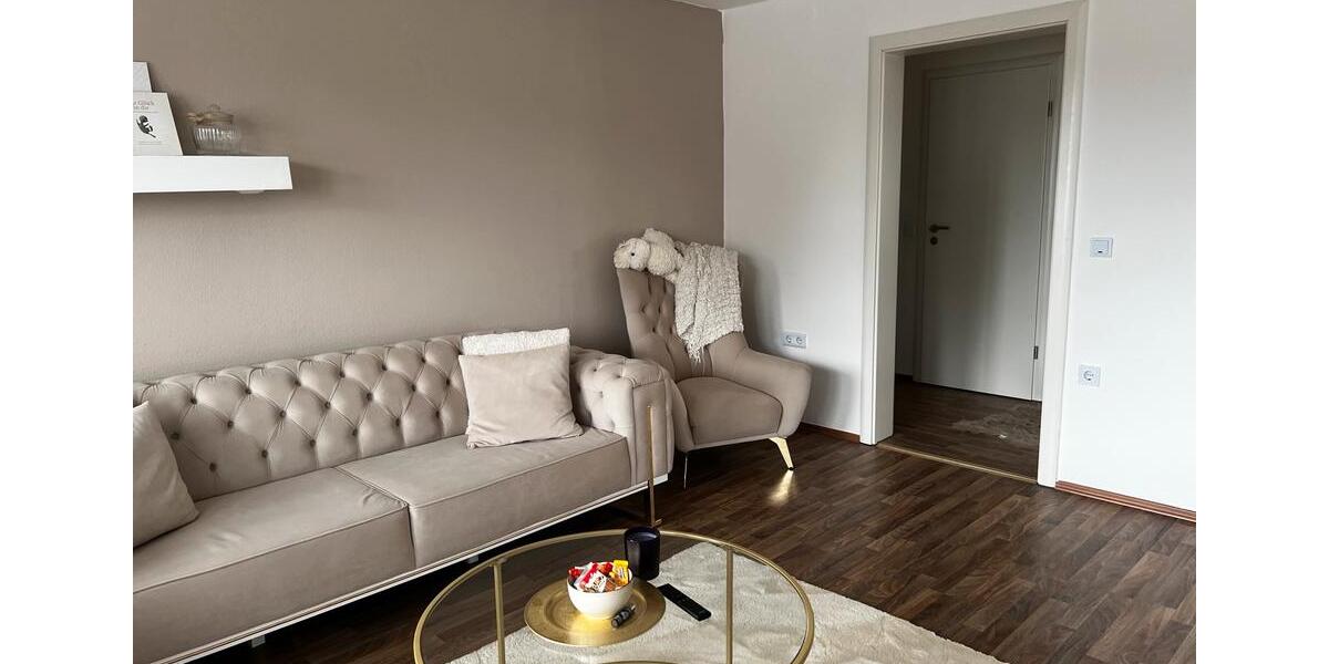 Dachgeschoßwohnung Meitingen - 3 Zimmer, 65 m&sup2;, 850&euro; | Angebot:26678749