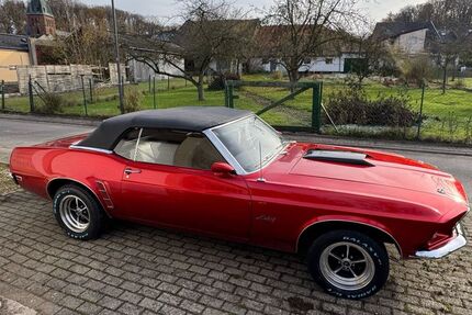Ford Mustang 70.000 km 34.599 &euro; Wassenberg 41849