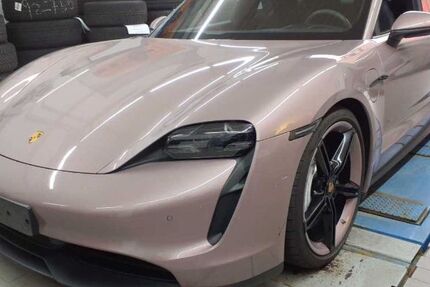 Porsche Taycan 65.200 km 62.990 &euro; Hannover 30453