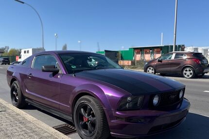 Ford Mustang 142.000 km 6.999 &euro; Berlin 13597