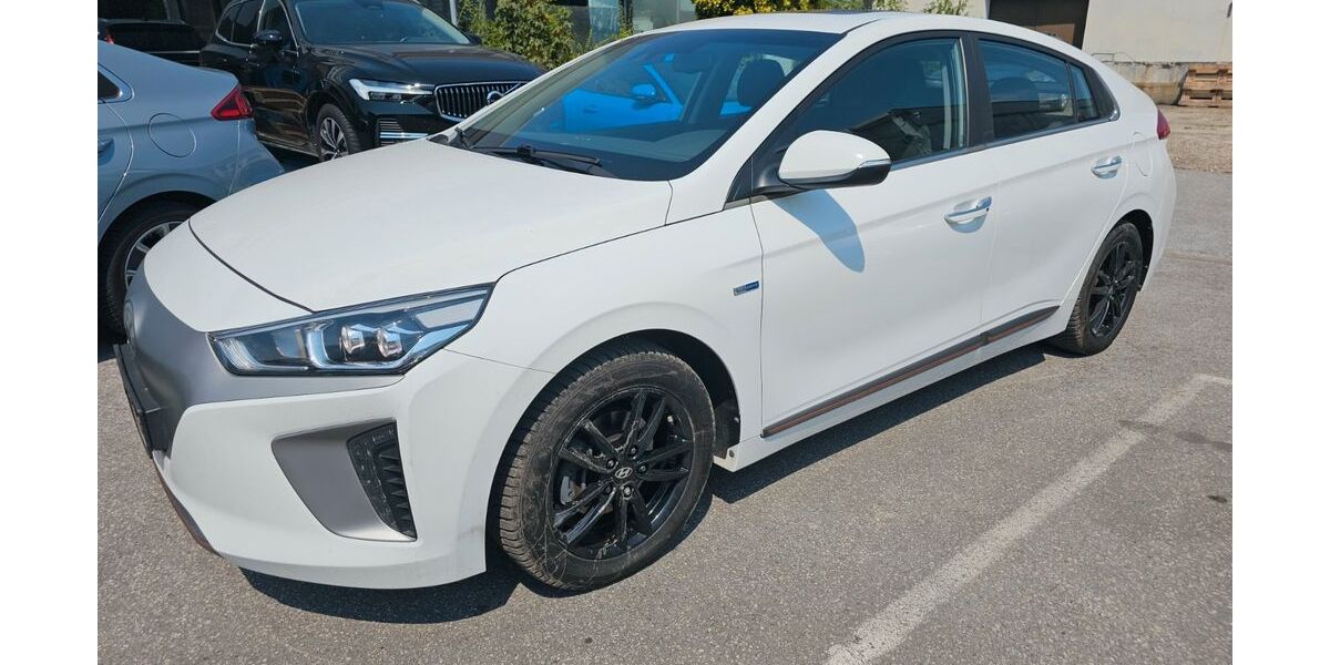 Hyundai IONIQ 54.330 km 13.900 &euro; Gelsenkirchen 45884