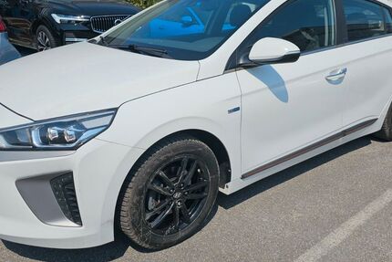 Hyundai IONIQ 54.330 km 14.900 &euro; Gelsenkirchen 45884